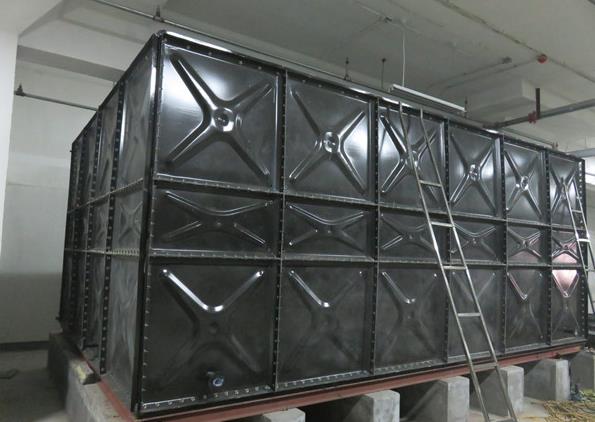 �b��ʽ�´�䓰�ˮ��